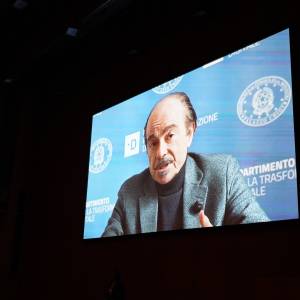 interventi in collegamento